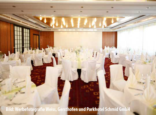 Eingedeckter Saal Parkhotel Schmid