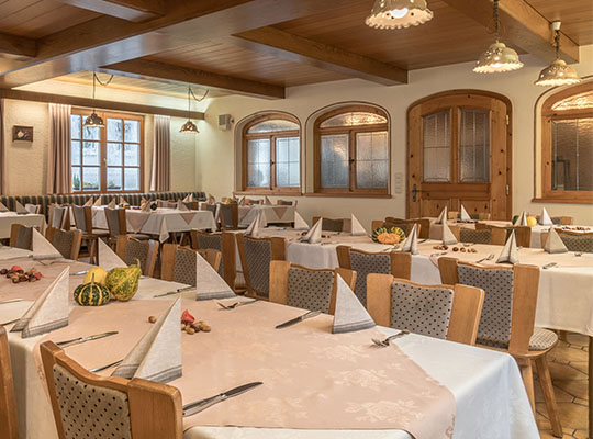 Gemütliche Stimmung im Restaurant Goldene Rose Coburg