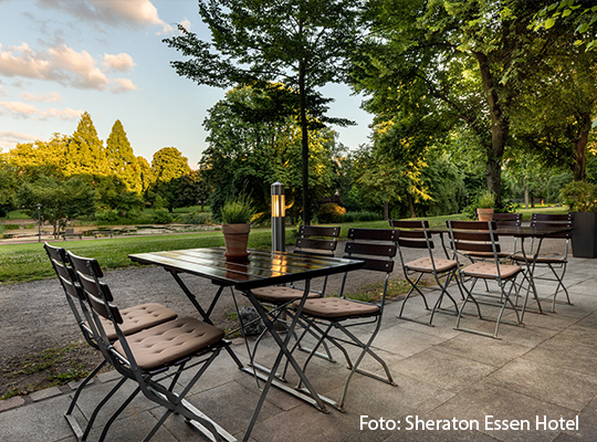 Außenanlage des Sheraton Essen Hotel