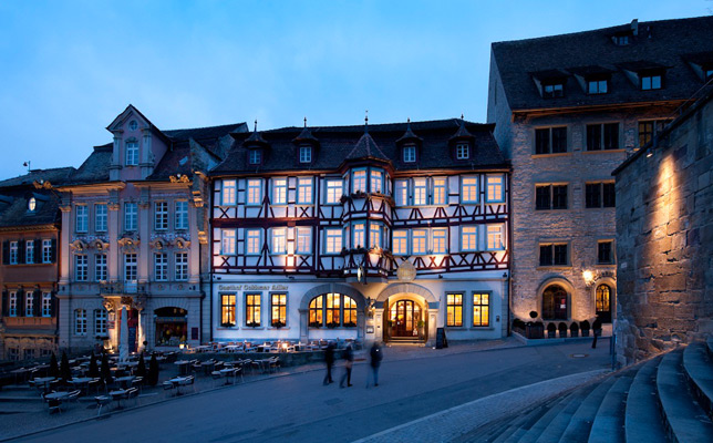 Außenansicht bei Nacht Hotel Restaurant Goldener Adler